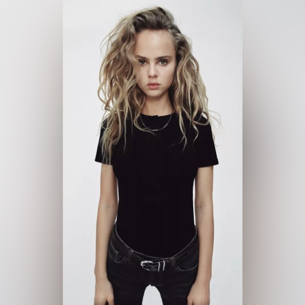 Zara cotton bodysuit with buttons